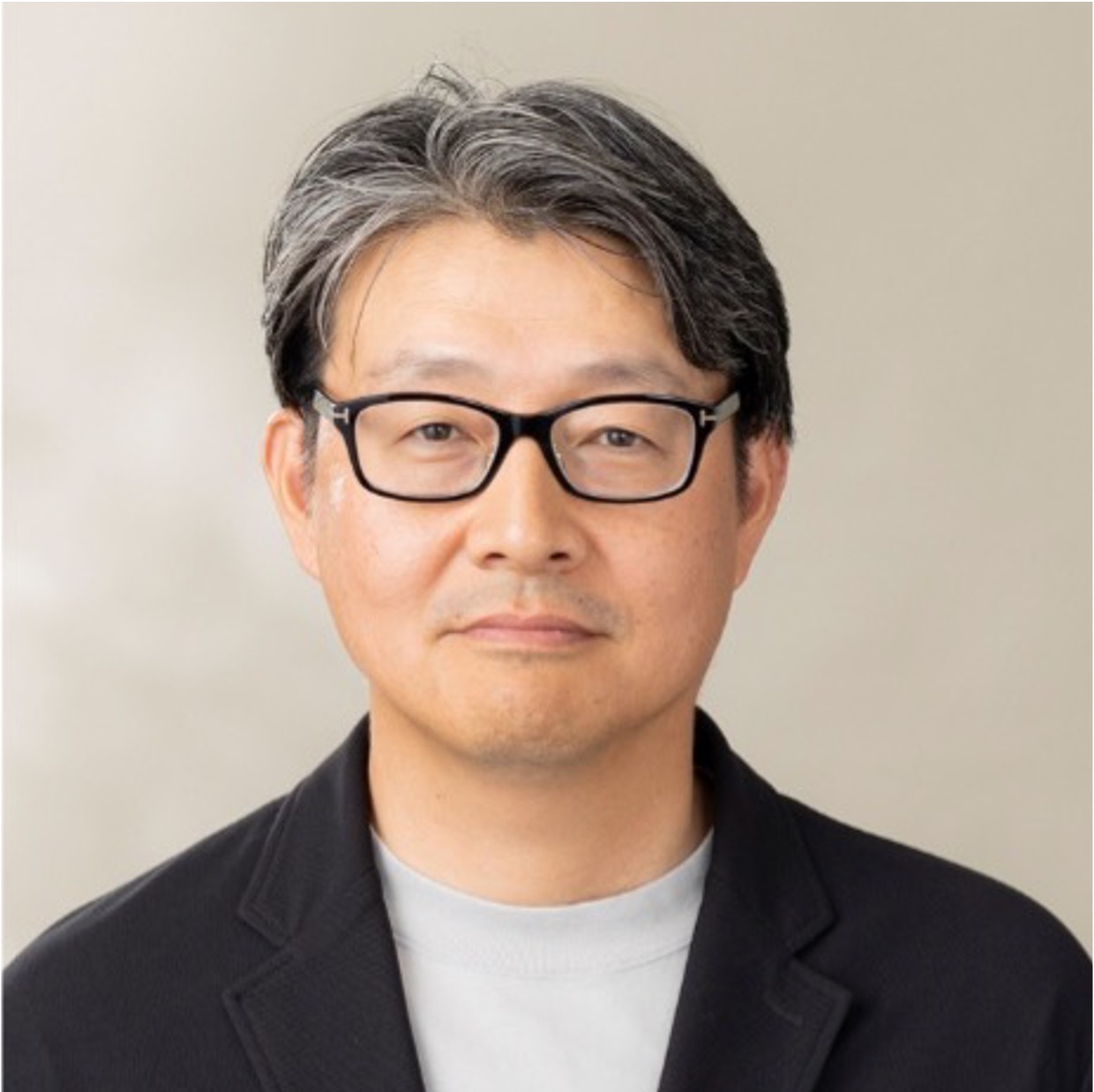 甲〆 勲